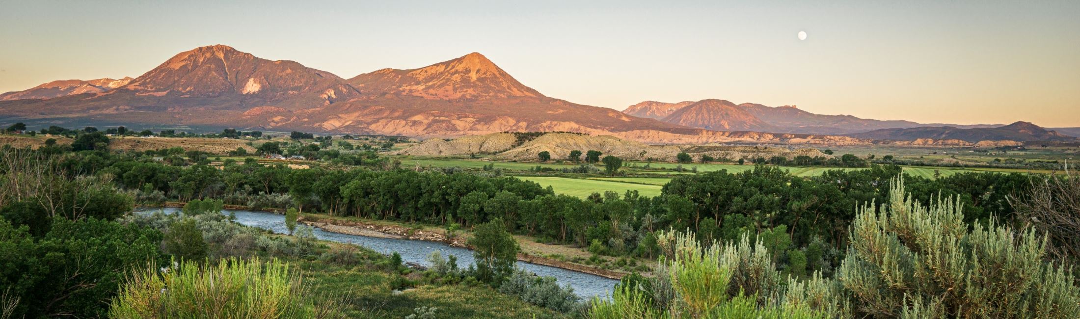 North Fork Valley Sunset and Full Moon Rise